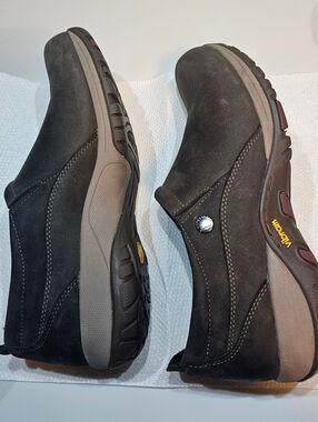 Dansko US Sz 9/EU 39 Clogs Brown, Vibram Sole. Great Condition! Great Deal! $22